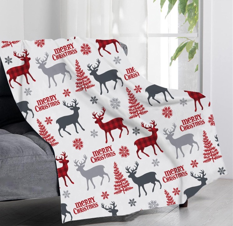 Patura Christmas 150x200cm design fulgi de zapada si brad si reni colorata